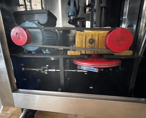 SJ-ZF 2000 LIQUID PACKING MACHINE WITHOUT PLC - Image 10