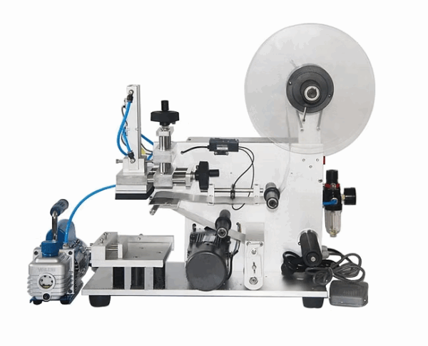 FLAT BOTTLE LABELLING MACHINE WITH DATE CODING - Image 2