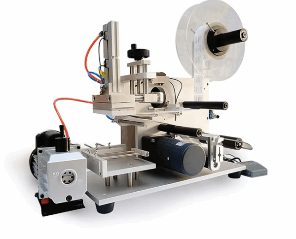 FLAT BOTTLE LABELLING MACHINE WITH DATE CODING - Image 3
